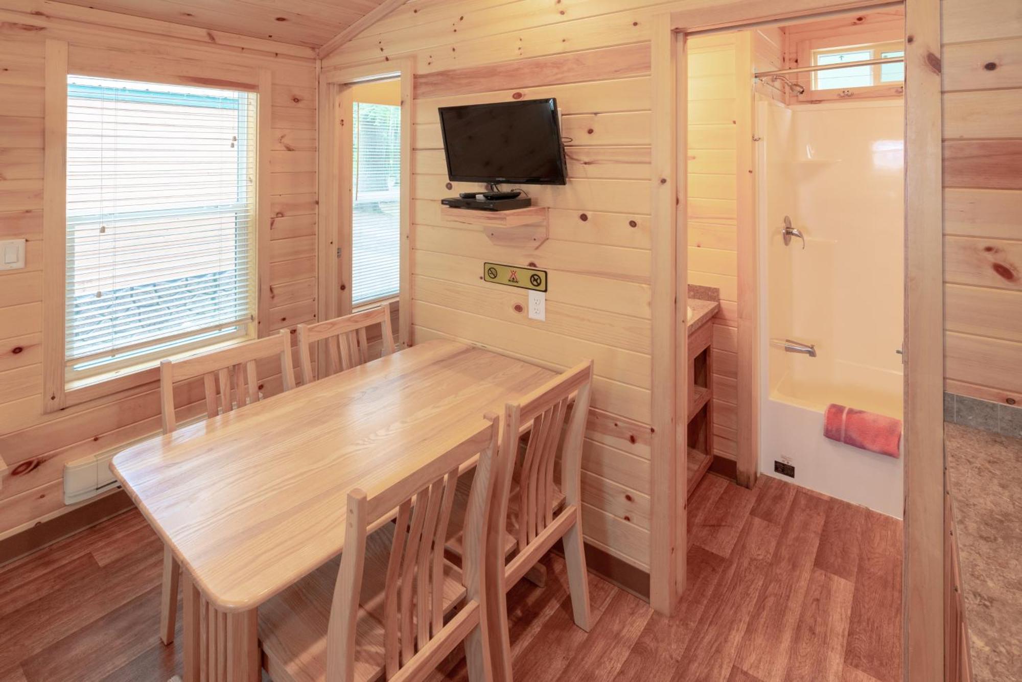 Sun Outdoors Saco Old Orchard Beach Δωμάτιο φωτογραφία