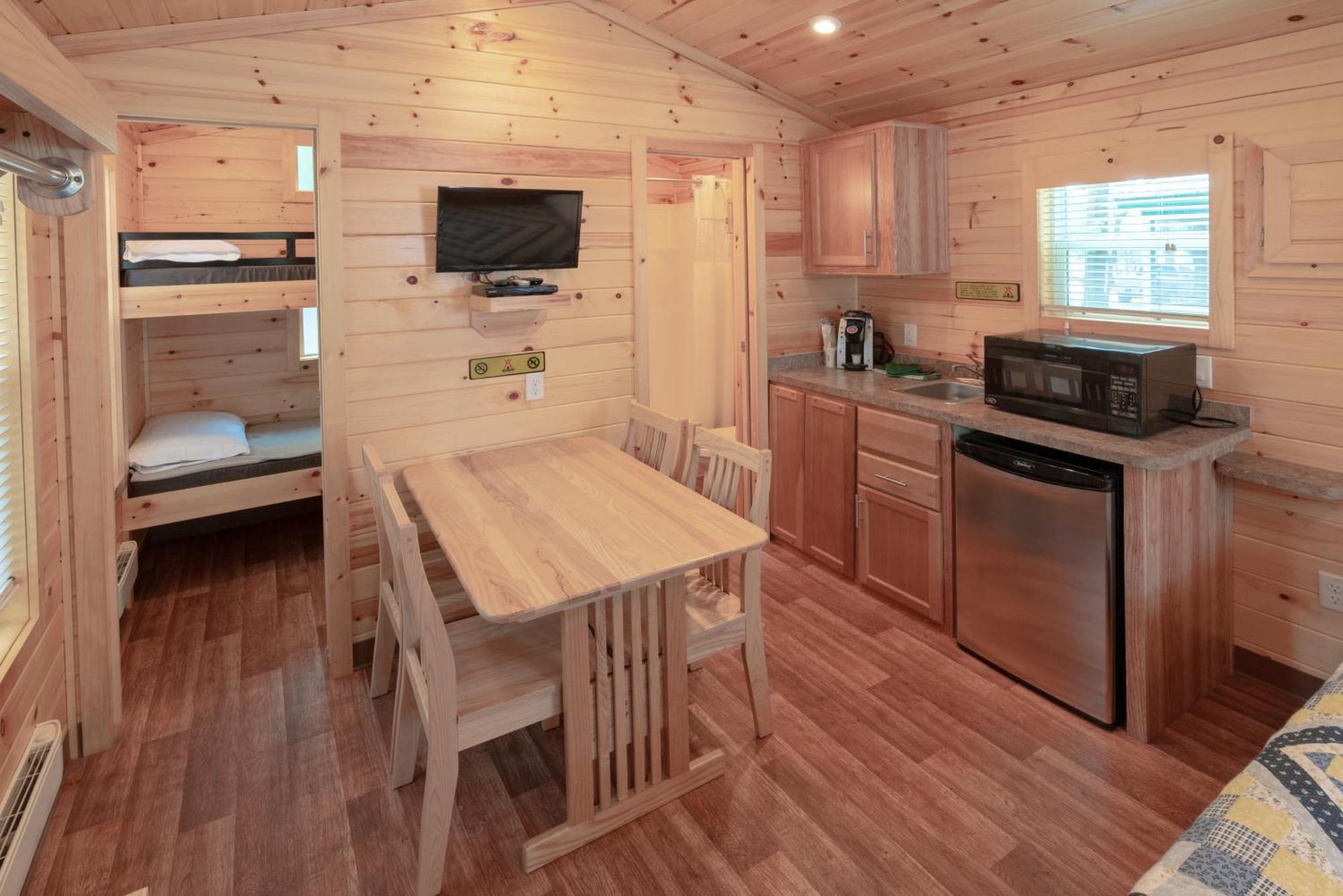 Sun Outdoors Saco Old Orchard Beach Δωμάτιο φωτογραφία